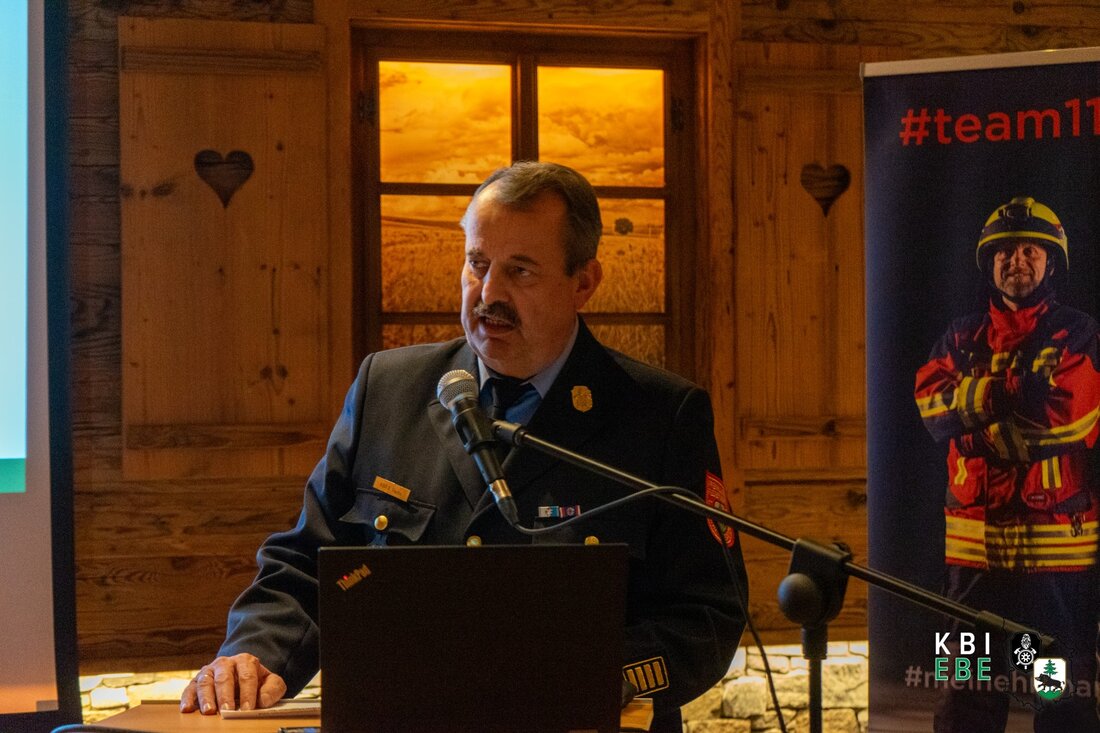 Bild zeigt die Jugendwarte wo eine Ehrung erhalten haben